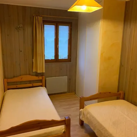 Mas D'ambayrac D' Hotes Et Chalet