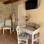 Mas D'ambayrac D' Hotes Et Chalet Promilhanes