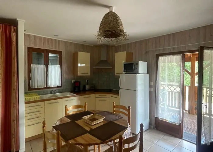 Mas D'ambayrac D' Hotes Et Alpstuga *