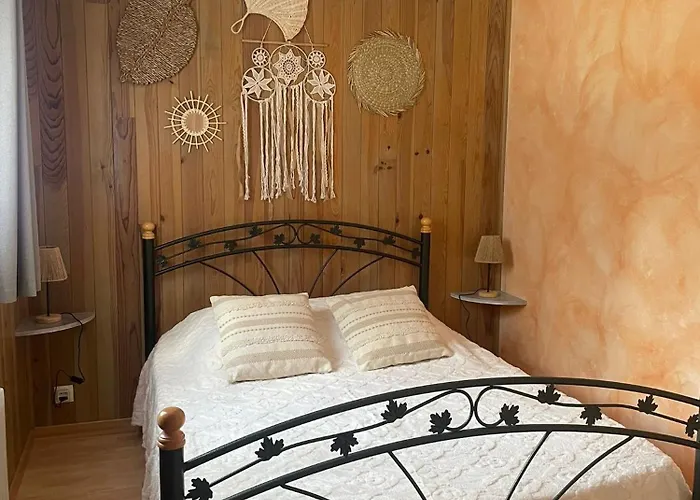 Alpstuga Mas D'ambayrac D' Hotes Et *