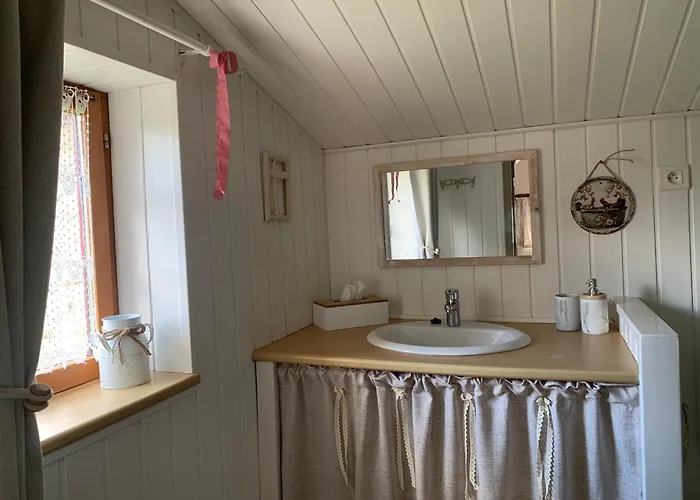 Alpstuga Mas D'ambayrac D' Hotes Et Promilhanes