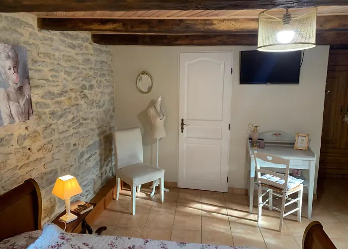 Mas D'ambayrac D' Hotes Et